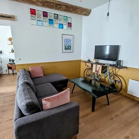 Cocon Chaleureux Proche Ecusson Apartment Nimes Exterior photo